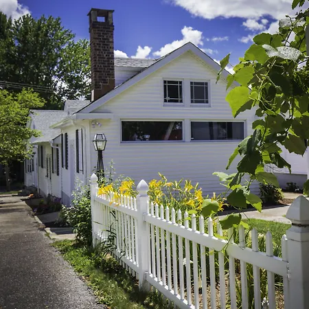 Homestead Inn-3