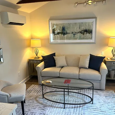 Homestead Inn-2